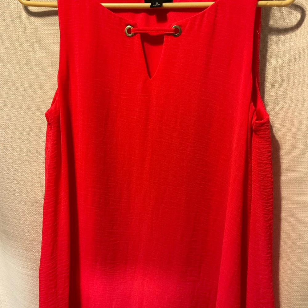 Tacera Red Sleeveless Tank Top with Round Neckline